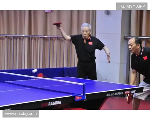 乒乓球传奇李秀英的成长之路与辉煌生涯回顾