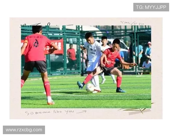 上海足球队默契配合探讨：提升团队协作助力赛场表现