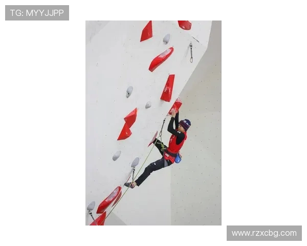 北京滑板队在攀岩联赛中的灵活性表现引发热议与关注