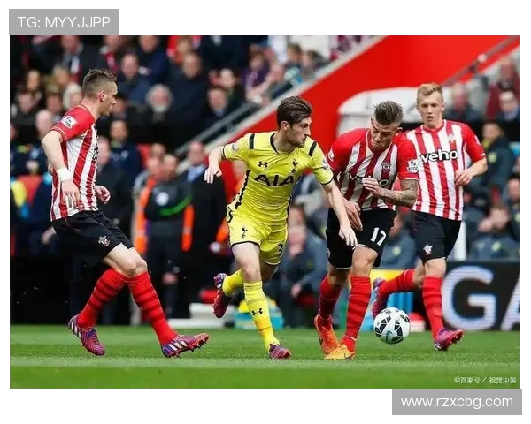 女王公园与伊普斯的精彩对决谁能笑到最后分析比赛关键因素与球队状态