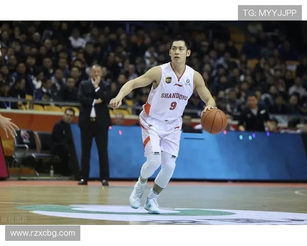 张庆鹏：从篮球场上的传奇到人生舞台的多重角色探索