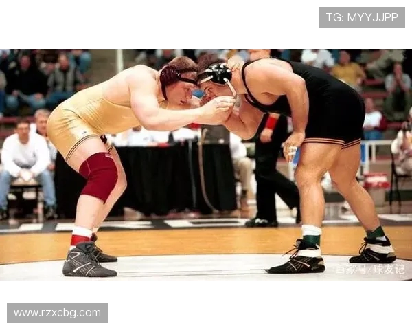 胡金秋的篮球之路:从青涩少年到CBA明星球员的成长历程与奋斗故事