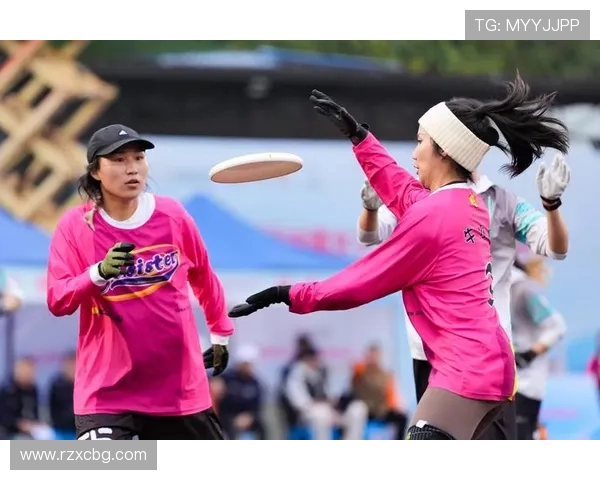 飞盘运动的魅力与挑战:深入探讨西安飞盘队的灵活性与团队协作