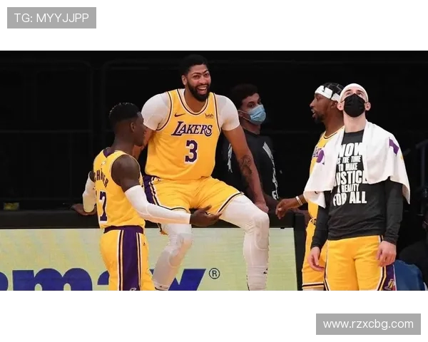 骑士与快船精彩对决回放全景解析与战术分析