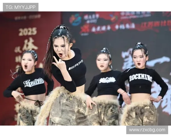 南京街舞队荣登全国灵活性排行榜第三名展现青春活力与实力